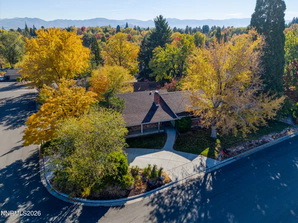 2890 Outlook Dr, Reno, NV 89509