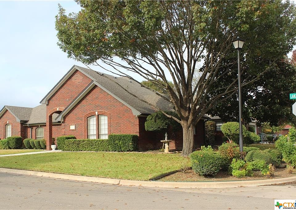 2nd image of 5005 Lakeshore Dr