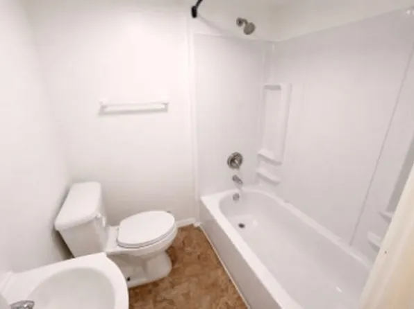 2440 S White Horse Pike, Clementon, NJ 08021