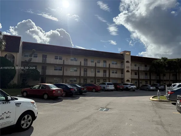 2721 N Pine Island Rd APT 202, Sunrise, FL 33322