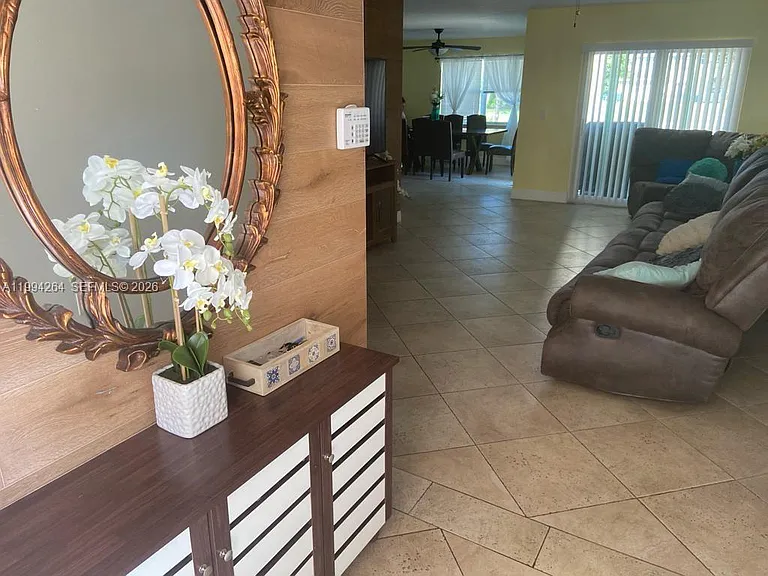4046 Eastridge Dr — Photo 12