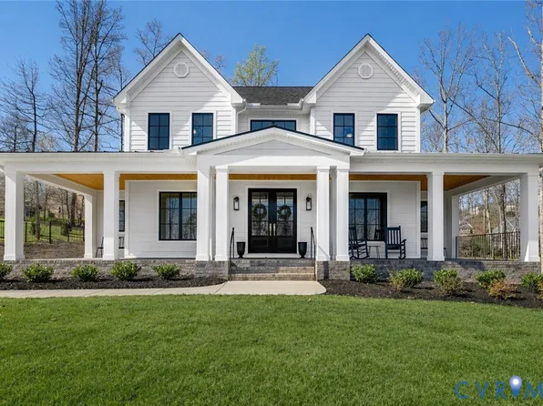 17318 Jojo Ln, Moseley, VA 23120