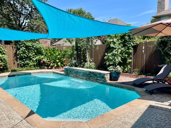 8605 Amhurst Ct, North Richland Hills, TX 76182