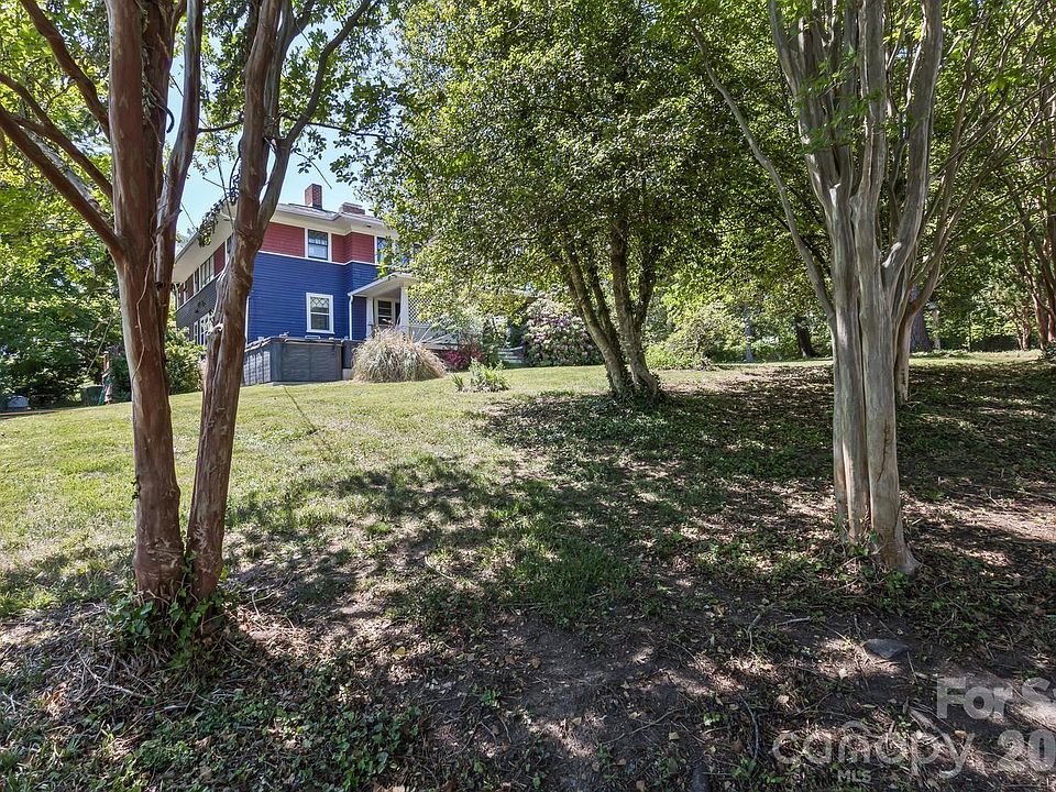 1st image of 999999 Mount Clare Ave