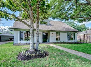 7915 Windswept Ln, Houston, TX 77063