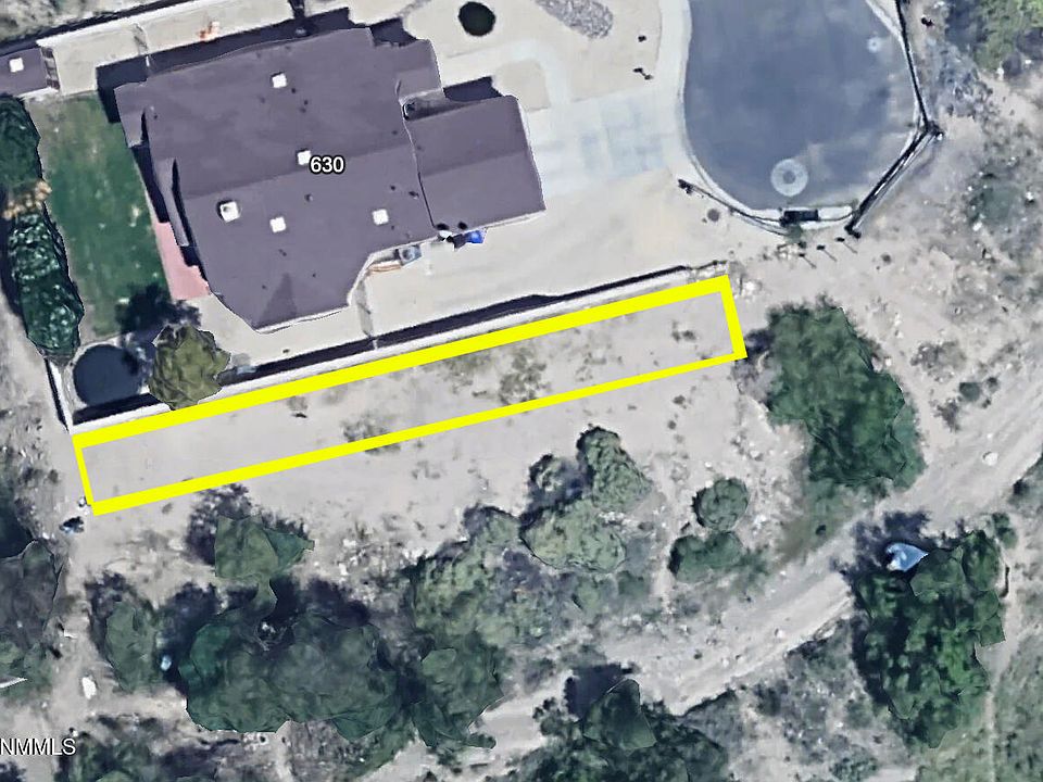 1st image of N Espanola St