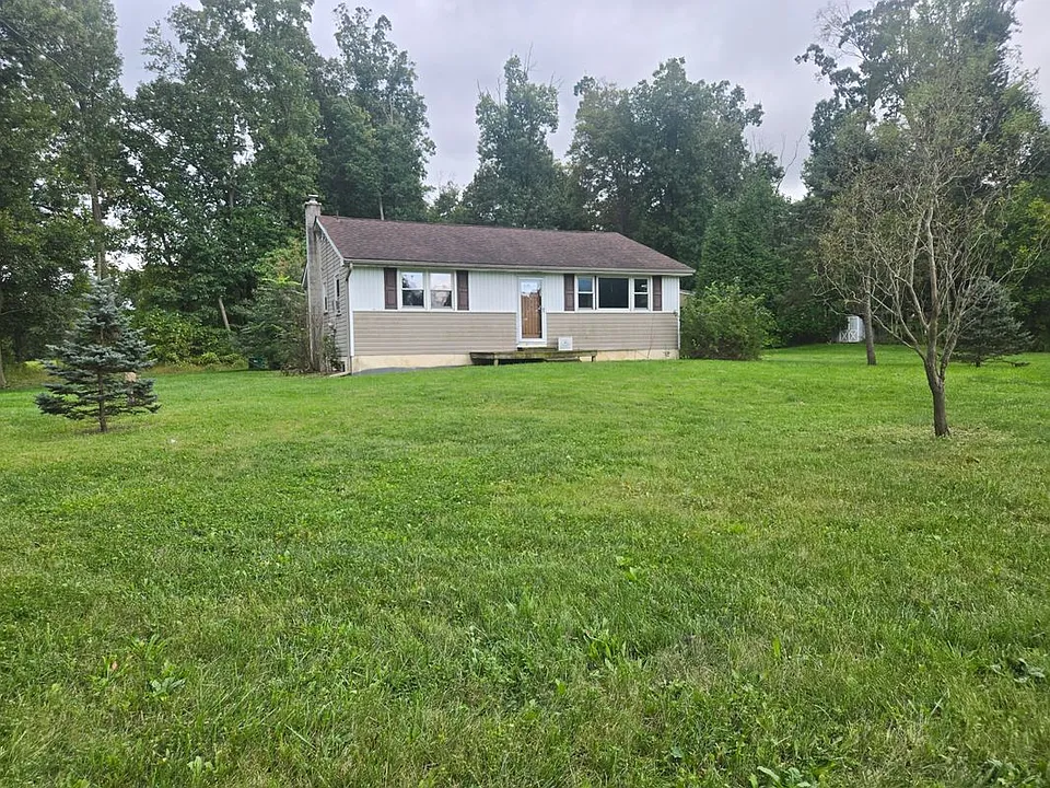 1390 Airport Rd