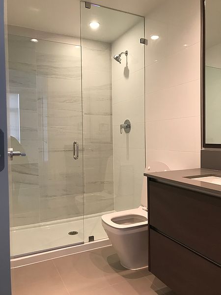 Burnaby Apartment for rent - 2 Bedrooms — photo 8