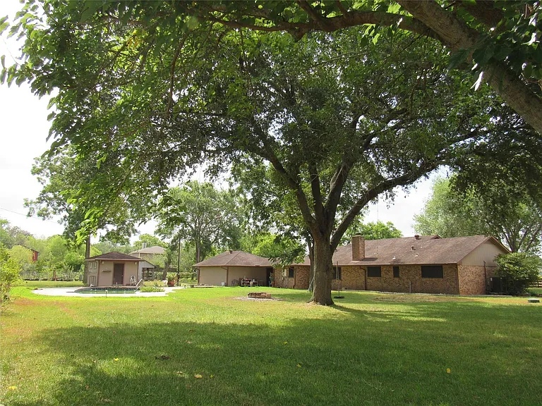 3220 Clayhead Rd — Photo 24