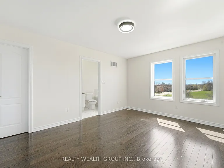 7 City Park Cir — Photo 15