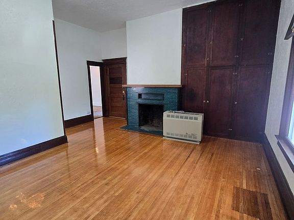 2nd image of 534 S Palouse St #3