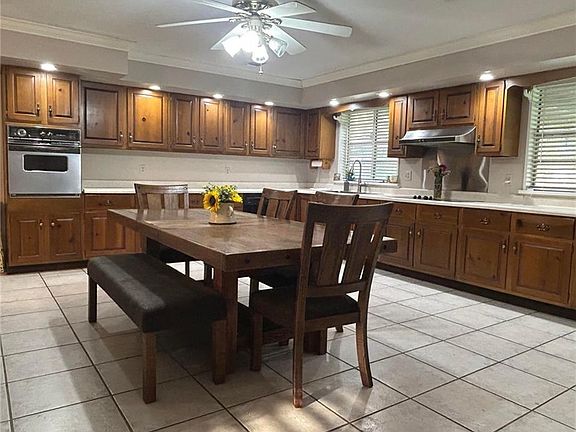 2nd image of 66172 Pinewood Dr