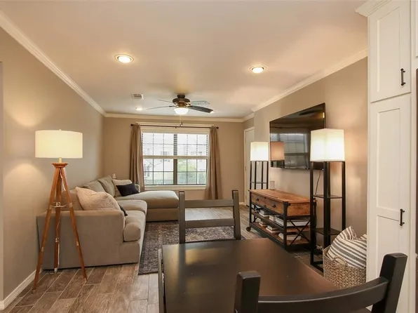 606 Marshall St #B25, Houston, TX 77006