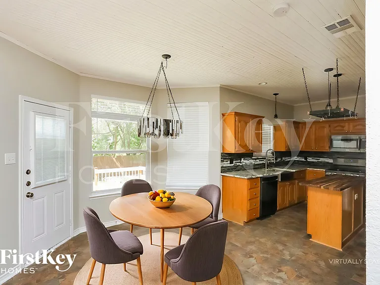 2137 San Simeon Dr — Photo 7