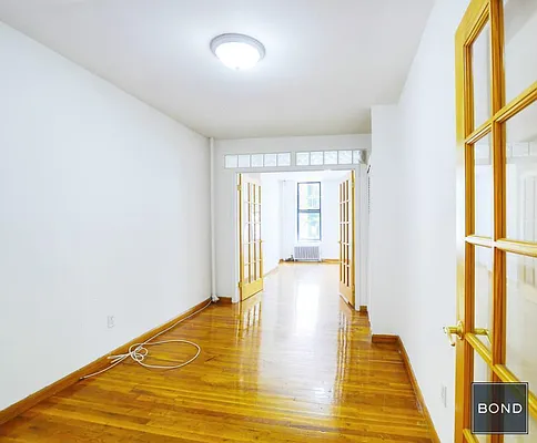 Rented by Bond New York | media 2