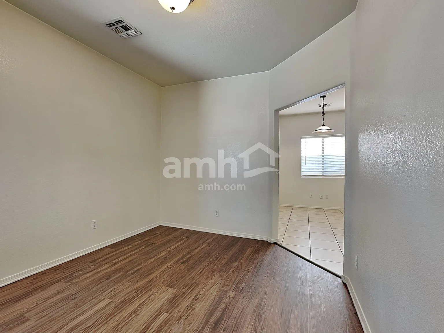 3 bed, 2.0 bath, 1725 sqft, $1,865 — Photo 4