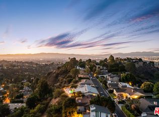 3511 Cody Rd, Sherman Oaks, CA 91403