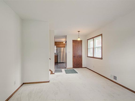 5th image of 8904 & 8906 E 8th St