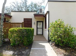 302 Spring Lakes Blvd, Bradenton, FL 34210