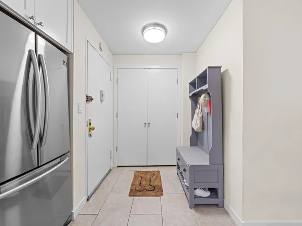 245 East 24th Street image 6 of 19