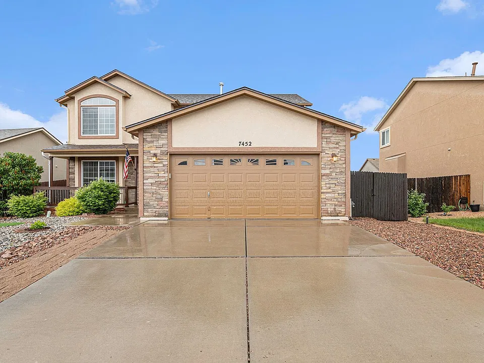 7452 Sun Prairie Dr