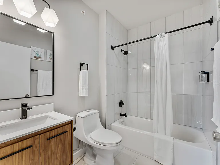 4205 Chestnut St #101 — Photo 9