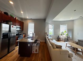3218 W Fullerton Ave APT 3, Chicago, IL 60647