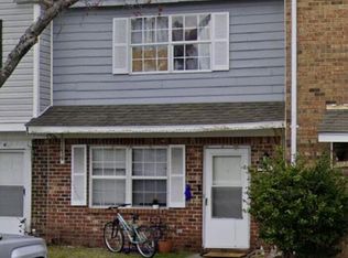 621 Myrtlewood Cir, Jacksonville, NC 28546