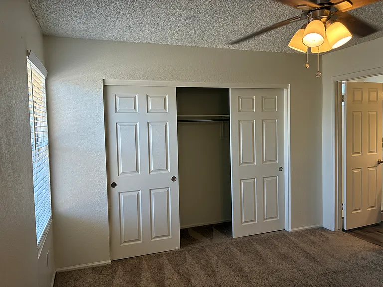 5637 W Yucca St — Photo 16