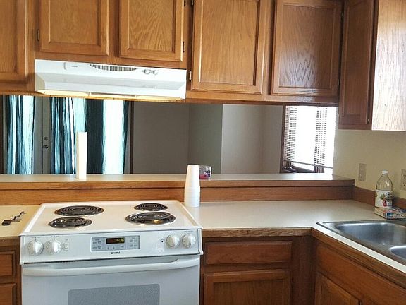 5th image of 2810 Wilson St APT 4