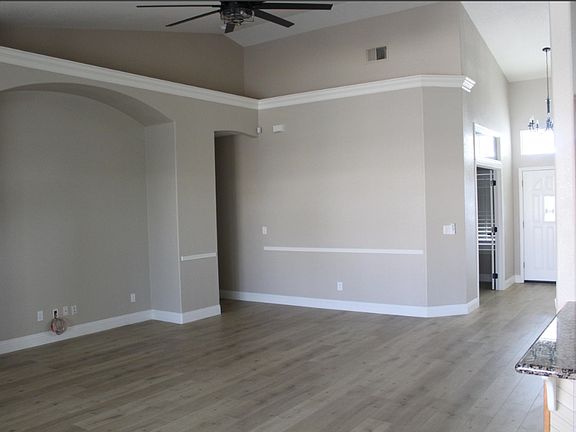 3rd image of 5222 W Lark Ct