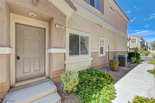 5507 Big Red Ct #103 Photo 1 5507 Big Red Ct #103 Photo 1