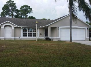 2462 SE Blackhorse St, Port Saint Lucie, FL 34984