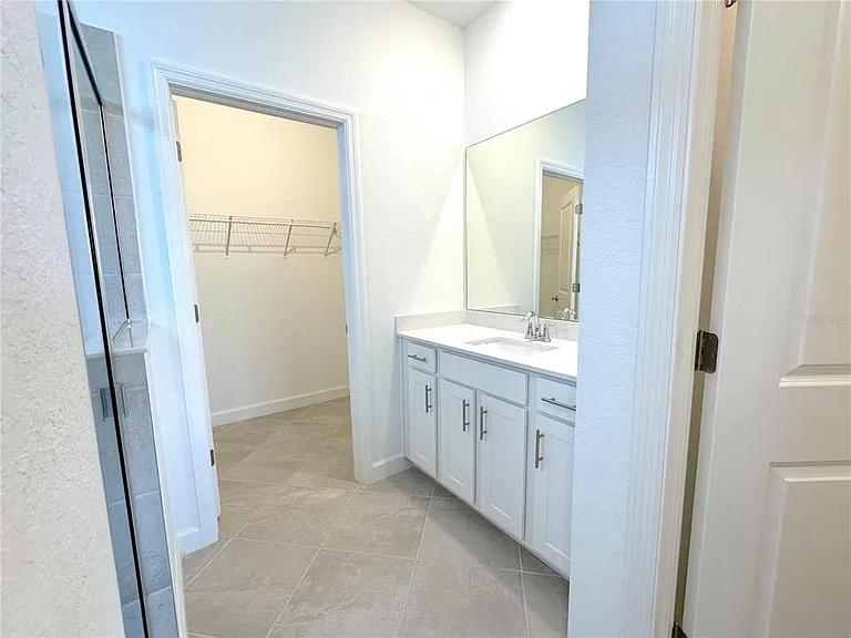 8225 Shore Lake Dr — Photo 10