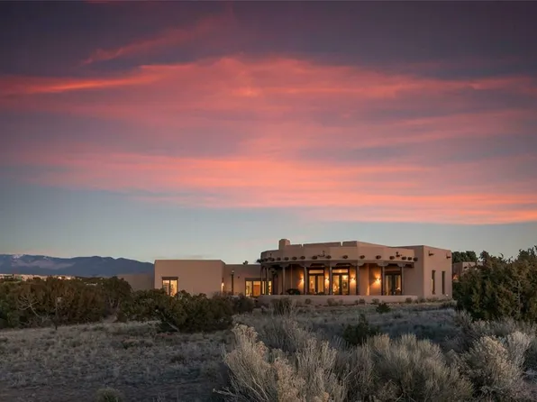 3 E Arrowhead Cir, Santa Fe, NM 87506