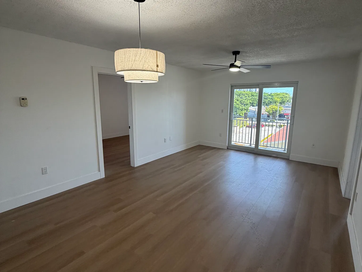 2 bed, 782 sqft, $2,200 — Photo 2