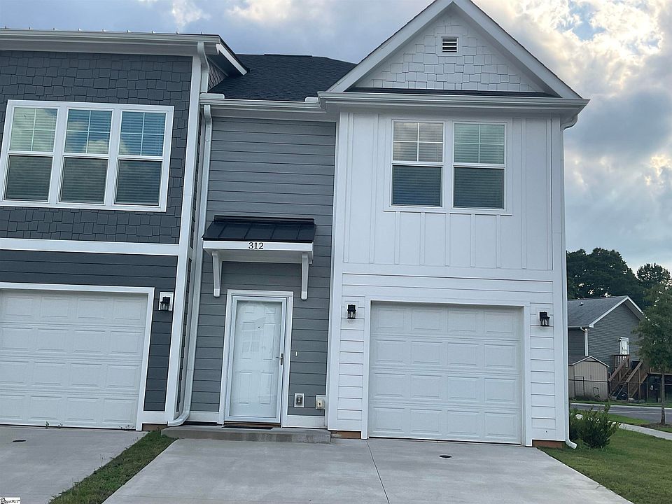 1st image of 312 Lion Heart Ln