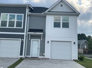 312 Lion Heart Ln, Greer, SC 29651