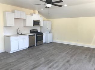 9746 Saloma Ave #1/2, North Hills, CA 91343