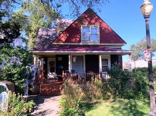 130 Tennyson Ct, Elgin, IL 60120