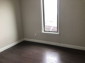 8 Mount Pleasant St, Somerville, MA