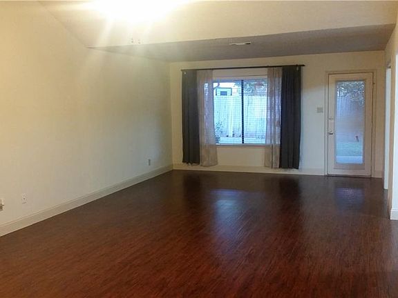 4th image of 817 Lovingham Dr