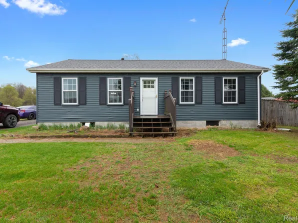 5606 Klam Rd, Columbiaville, MI 48421