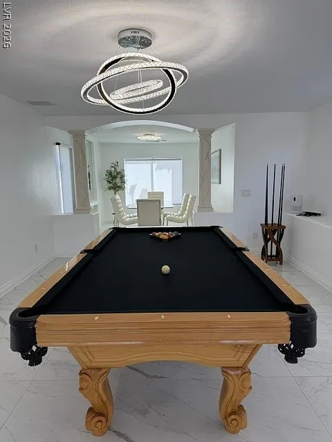 5 bed, 2.5 bath, 3034 sqft, $5,000 — Photo 3