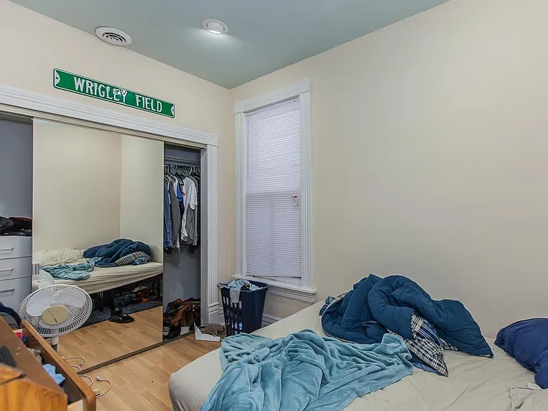 1116 W Roscoe St #2 — Photo 14