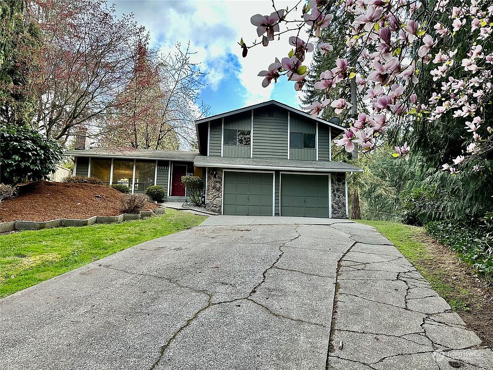 1st image of 20521 14th Avenue W