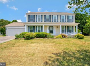 2312 Kanegis Dr, Waldorf, MD 20603