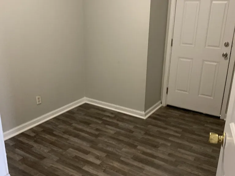111 Shackelford Dr #1 — Photo 14