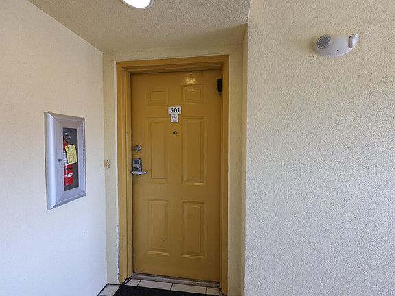 2nd image of 670 Santa Rosa Blvd Unit 501