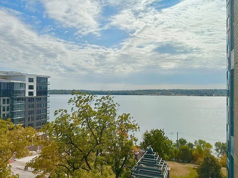 150 Dunlop St E #810 — Photo 13